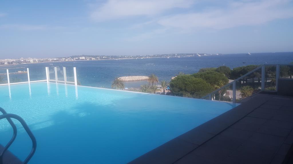 Le Palais Napoleon Appartement Golfe-Juan Buitenkant foto