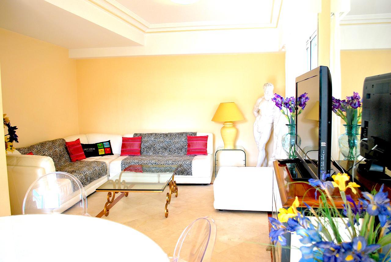 Le Palais Napoleon Appartement Golfe-Juan Buitenkant foto